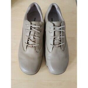 Dunham Greenland women's Comfort Shoes Beige Leather Casual Lace Up size 10.5 B
